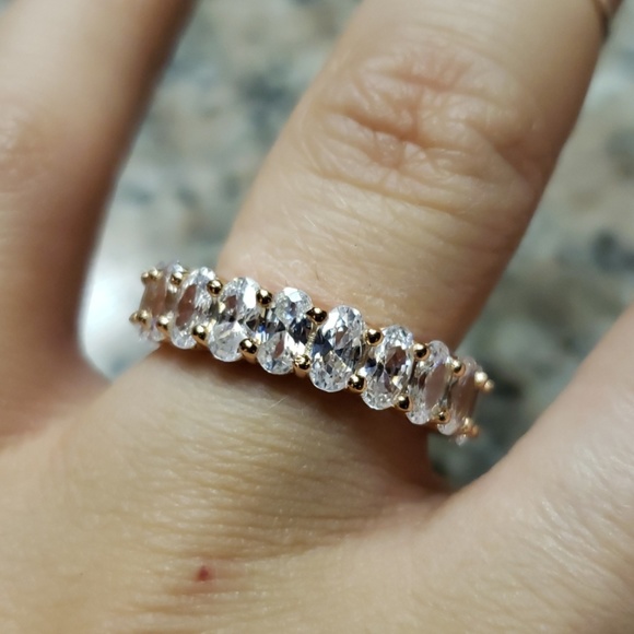 Oval Swarovski eternity band ring - Picture 8 of 8